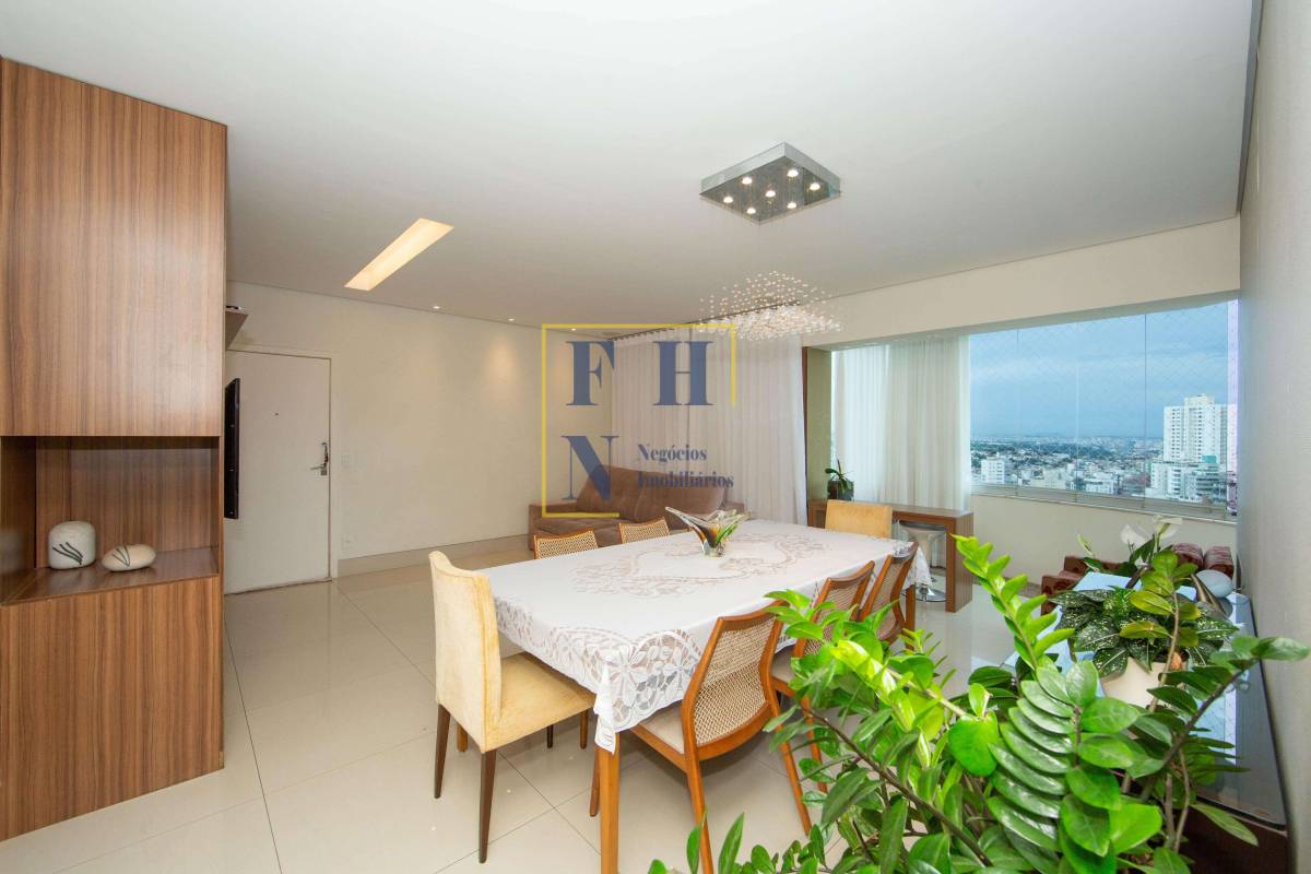 Apartamento à venda com 3 quartos, 118m² - Buritis,