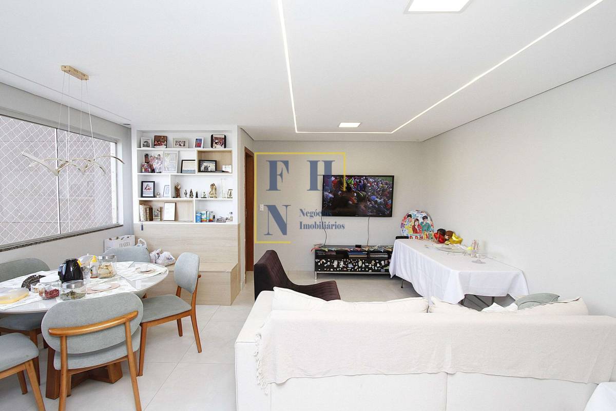 Apartamento à venda com 3 quartos, 85m² - Buritis,