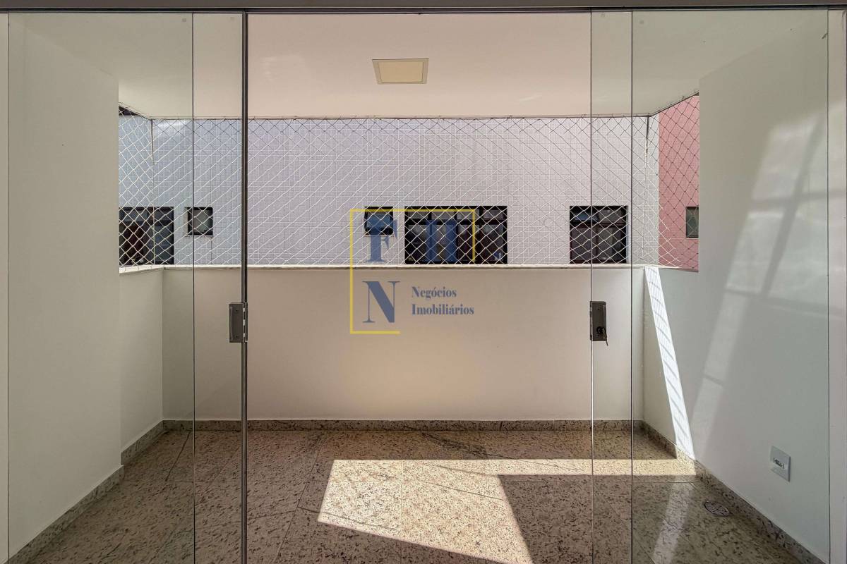 Apartamento à venda com 3 quartos, 100m² - Buritis,