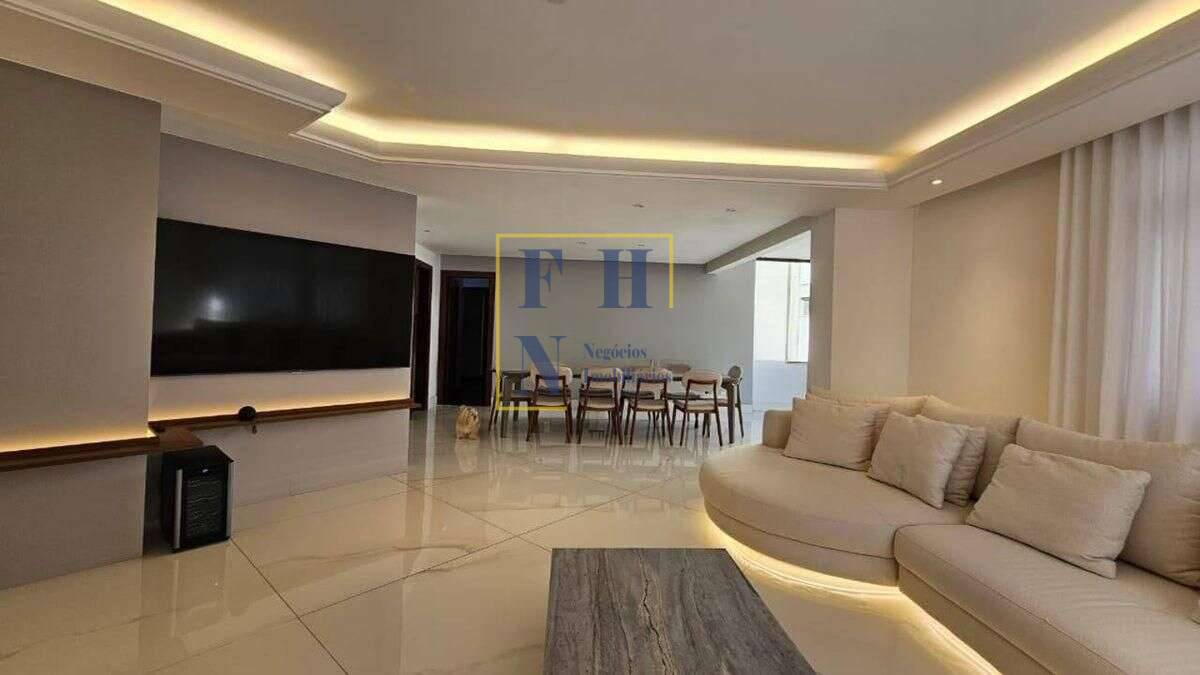 Apartamento à venda com 4 quartos, 216m² - Buritis,