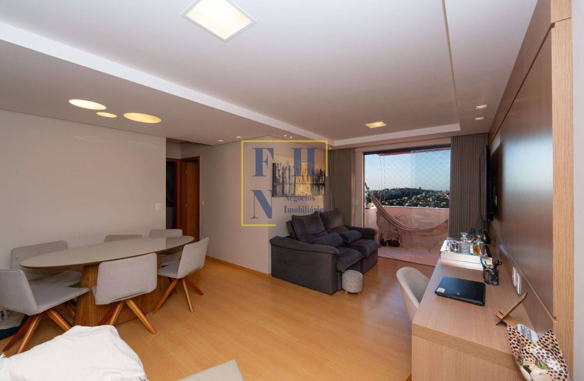 Apartamento à venda com 2 quartos, 82m² - Buritis,