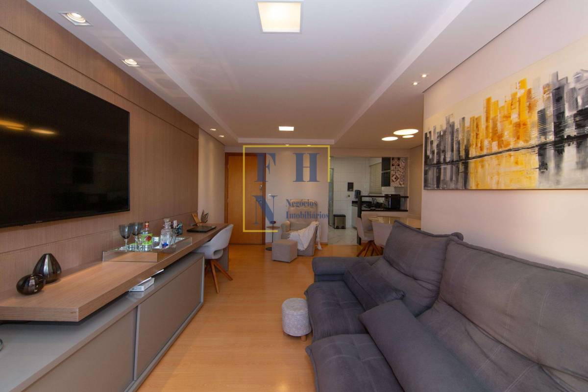 Apartamento à venda com 2 quartos, 82m² - Buritis,