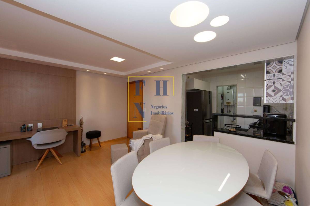 Apartamento à venda com 2 quartos, 82m² - Buritis,