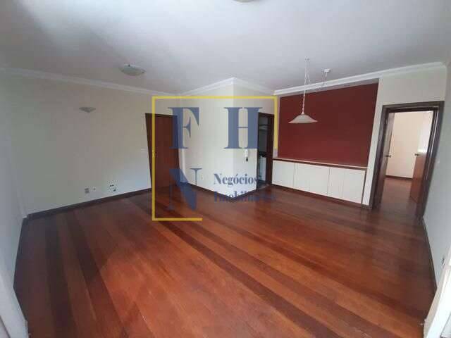 Apartamento à venda com 3 quartos, 105m² - Buritis,