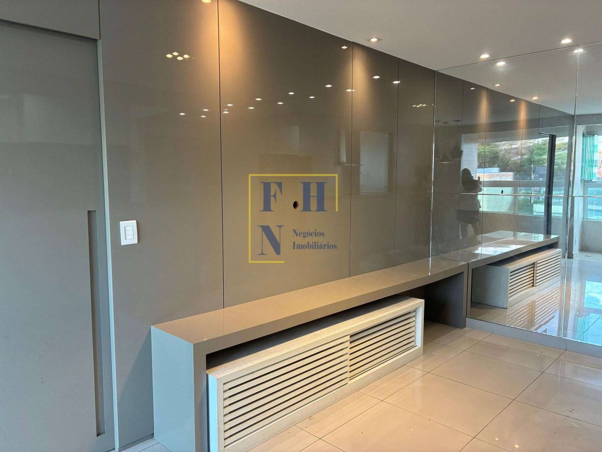 Apartamento à venda com 2 quartos, 67m² - Buritis,