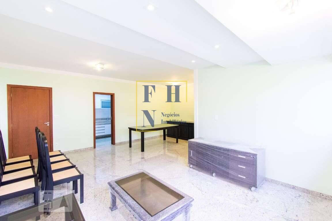 Apartamento à venda com 3 quartos, 135m² - Castelo,