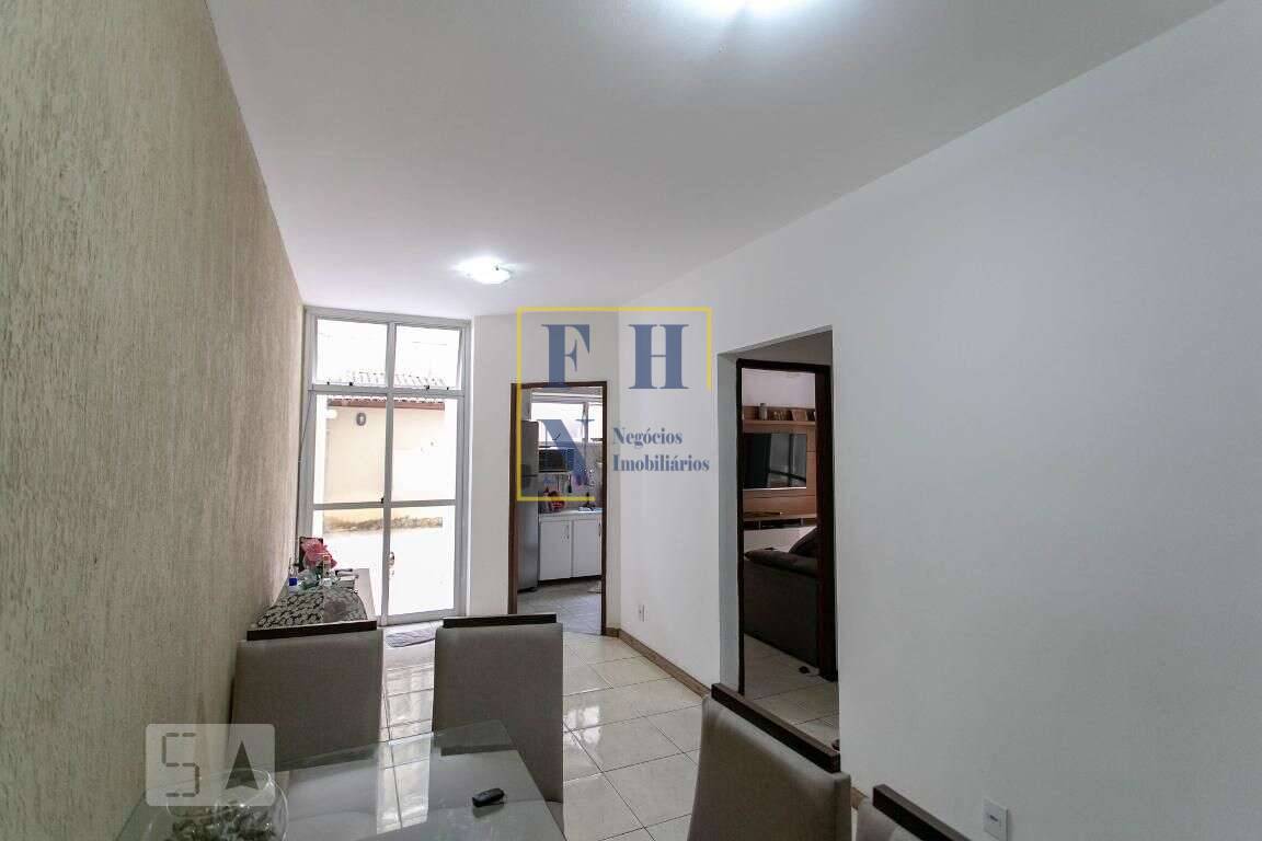 Apartamento à venda com 3 quartos, 177m² - Castelo,
