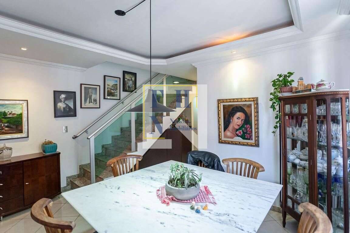 Apartamento à venda com 3 quartos, 186m² - Castelo,