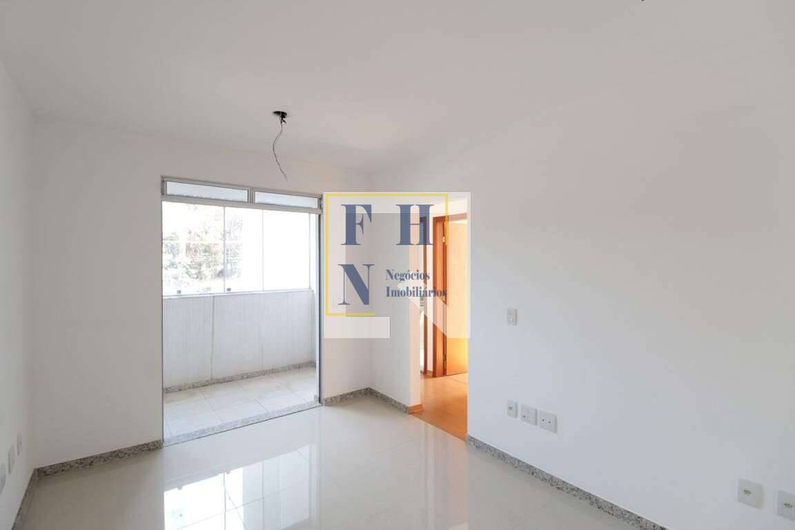 Apartamento à venda com 3 quartos, 85m² - Castelo,