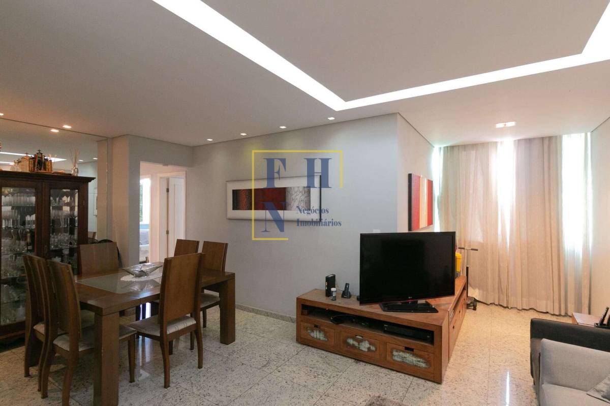 Apartamento à venda com 3 quartos, 161m² - Castelo,