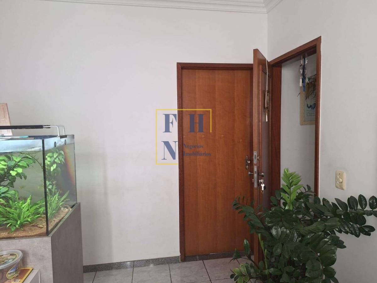 Apartamento à venda com 3 quartos, 145m² - Castelo,