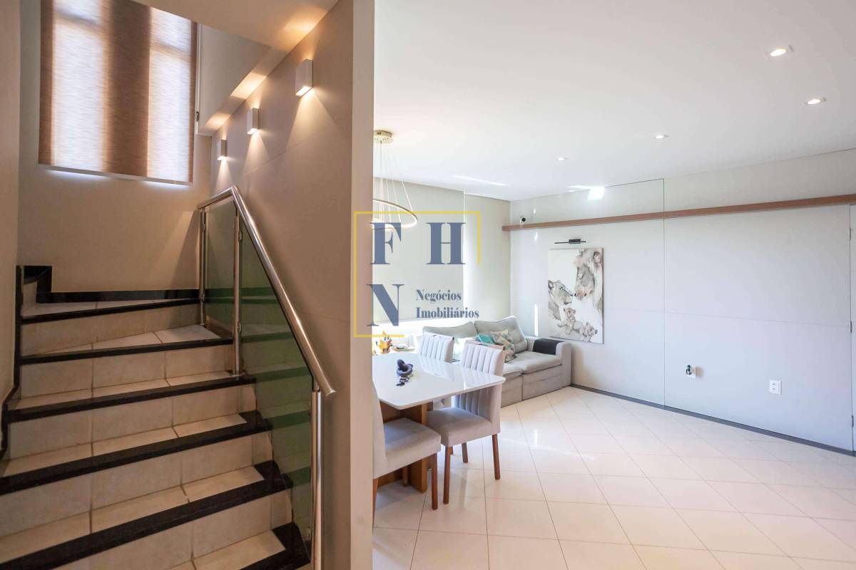 Apartamento à venda com 3 quartos, 249m² - Castelo,