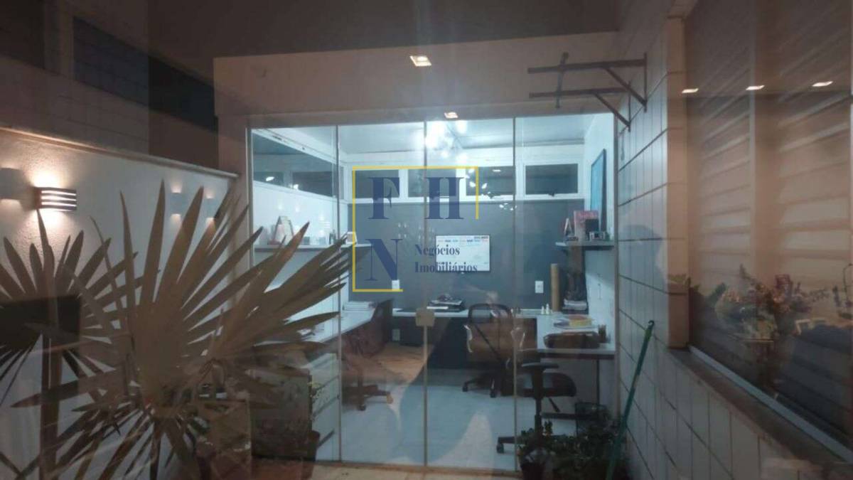 Apartamento à venda com 3 quartos, 169m² - Castelo,