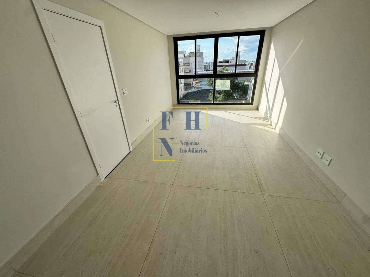 Apartamento à venda com 4 quartos, 130m² - Cidade Nova,