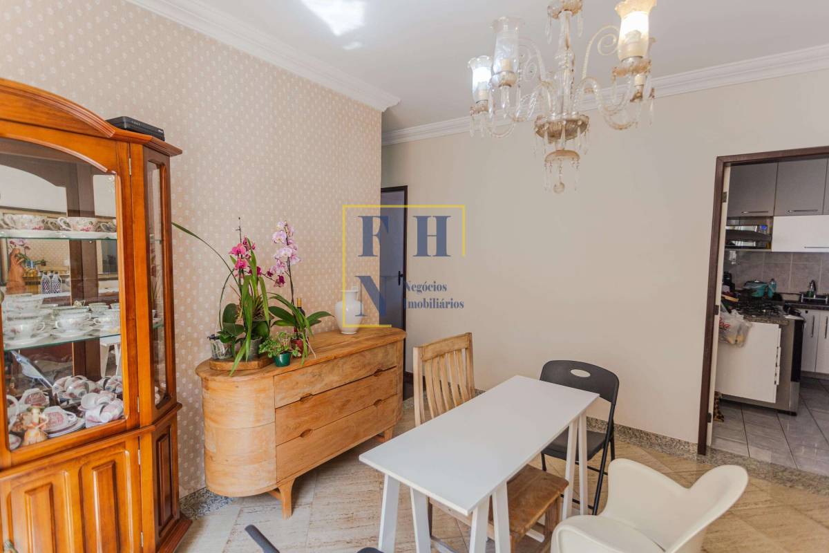 Apartamento à venda com 4 quartos, 218m² - Fernão Dias,