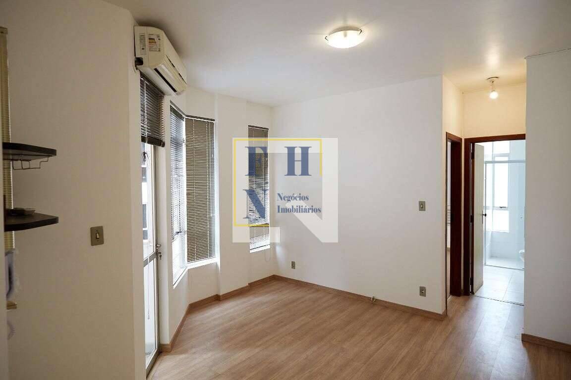 Apartamento à venda com 1 quarto, 50m² - Floresta,