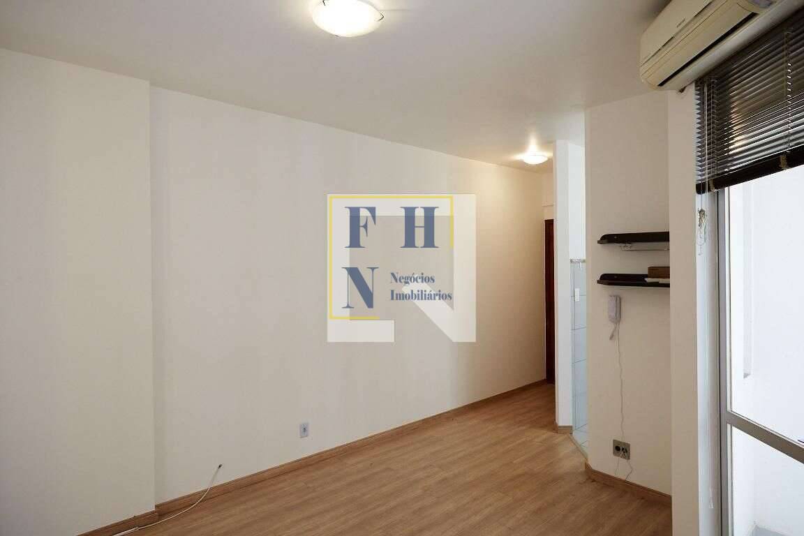 Apartamento à venda com 1 quarto, 50m² - Floresta,