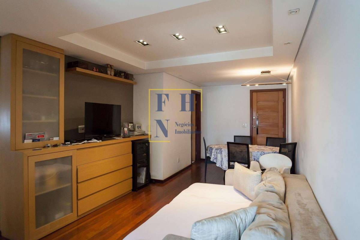 Apartamento à venda com 3 quartos, 75m² - Floresta,