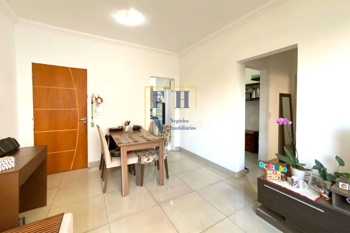 Apartamento à venda com 2 quartos, 66m² - Floresta,