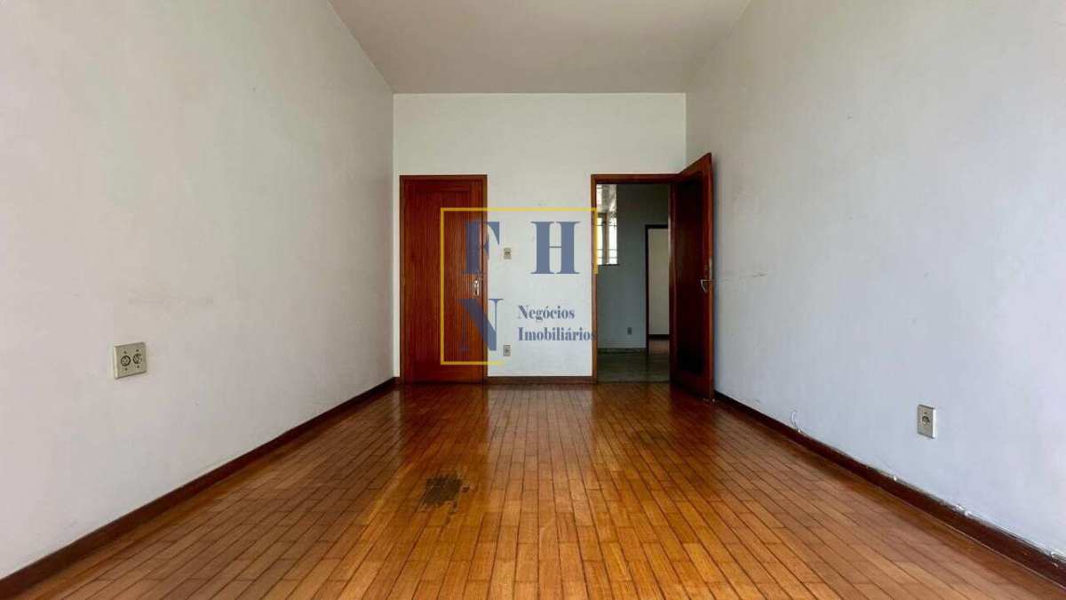 Apartamento à venda com 3 quartos, 95m² - Funcionários,Belo Horizonte