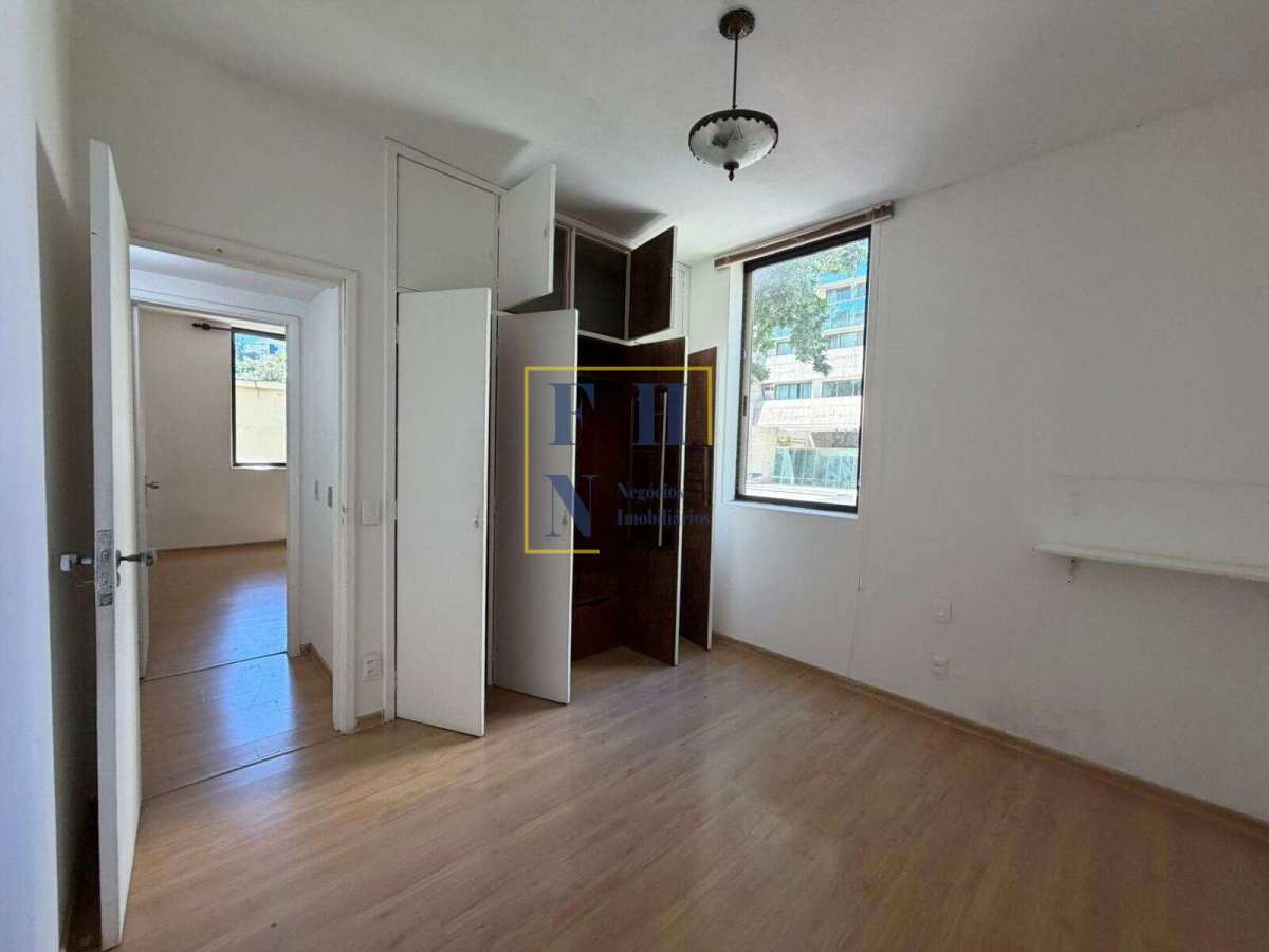 Apartamento à venda com 4 quartos, 140m² - Funcionários,Belo Horizonte