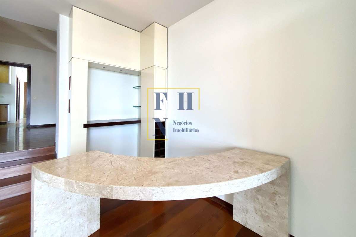 Apartamento à venda com 4 quartos, 160m² - Funcionários,Belo Horizonte