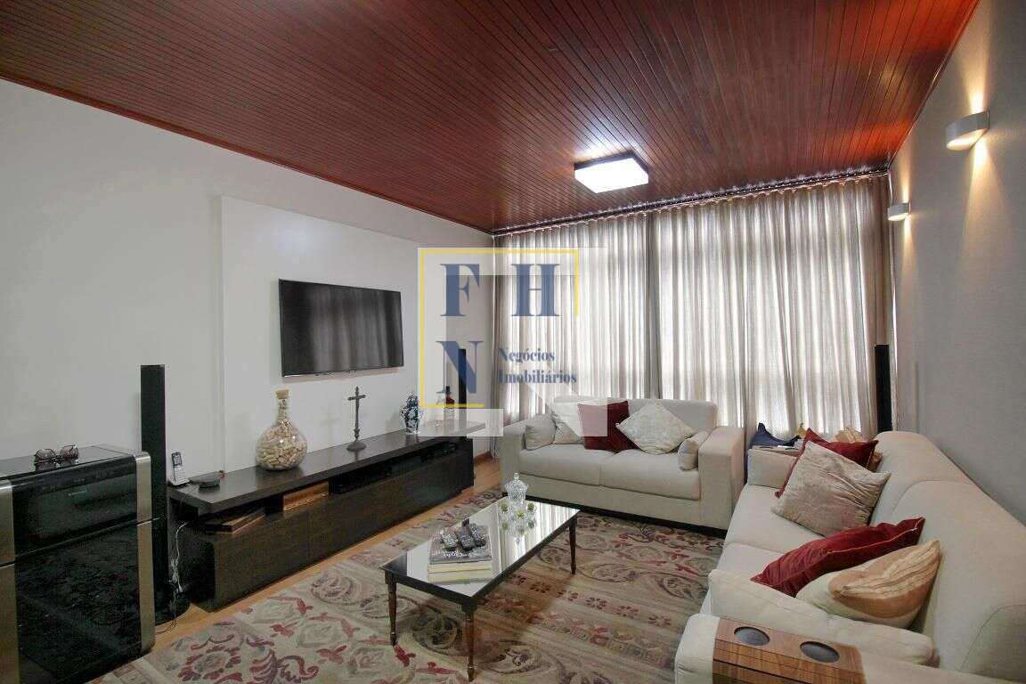 Apartamento 3 Quartos à Venda nos Funcionários em Belo Horizonte