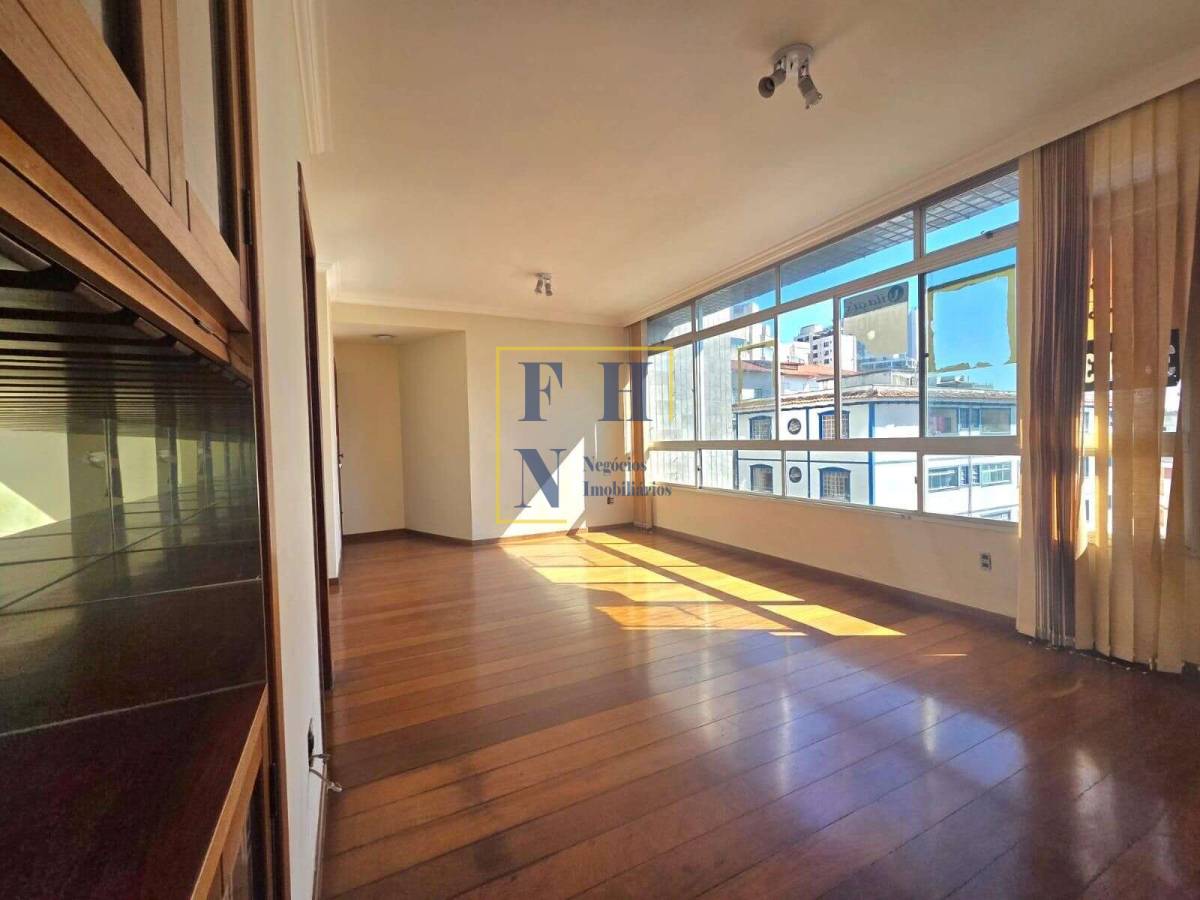 Apartamento à venda com 2 quartos, 130m² - Gutierrez,
