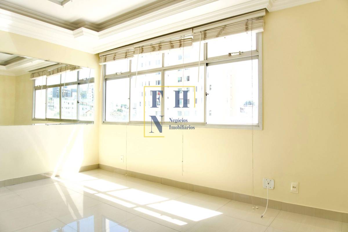 Apartamento à venda com 3 quartos, 75m² - Ipiranga,