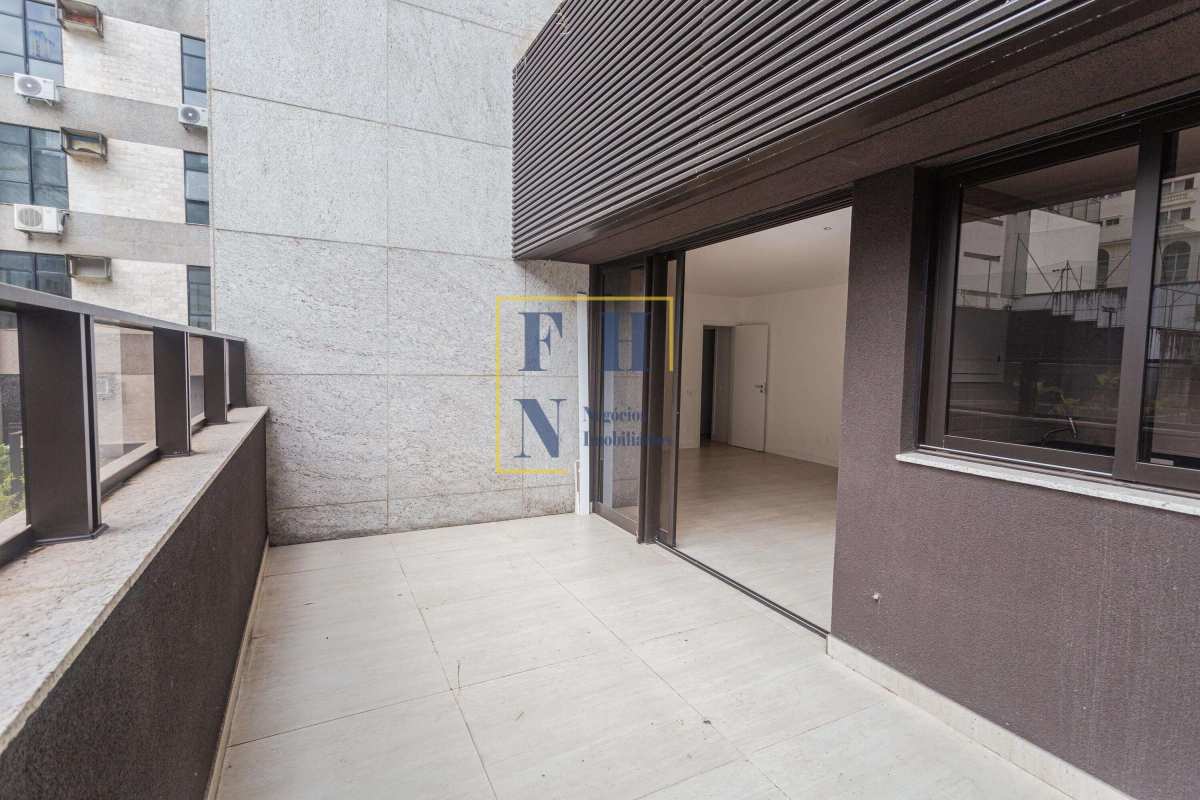 Apartamento 3 Quartos à Venda no Lourdes em Belo Horizonte