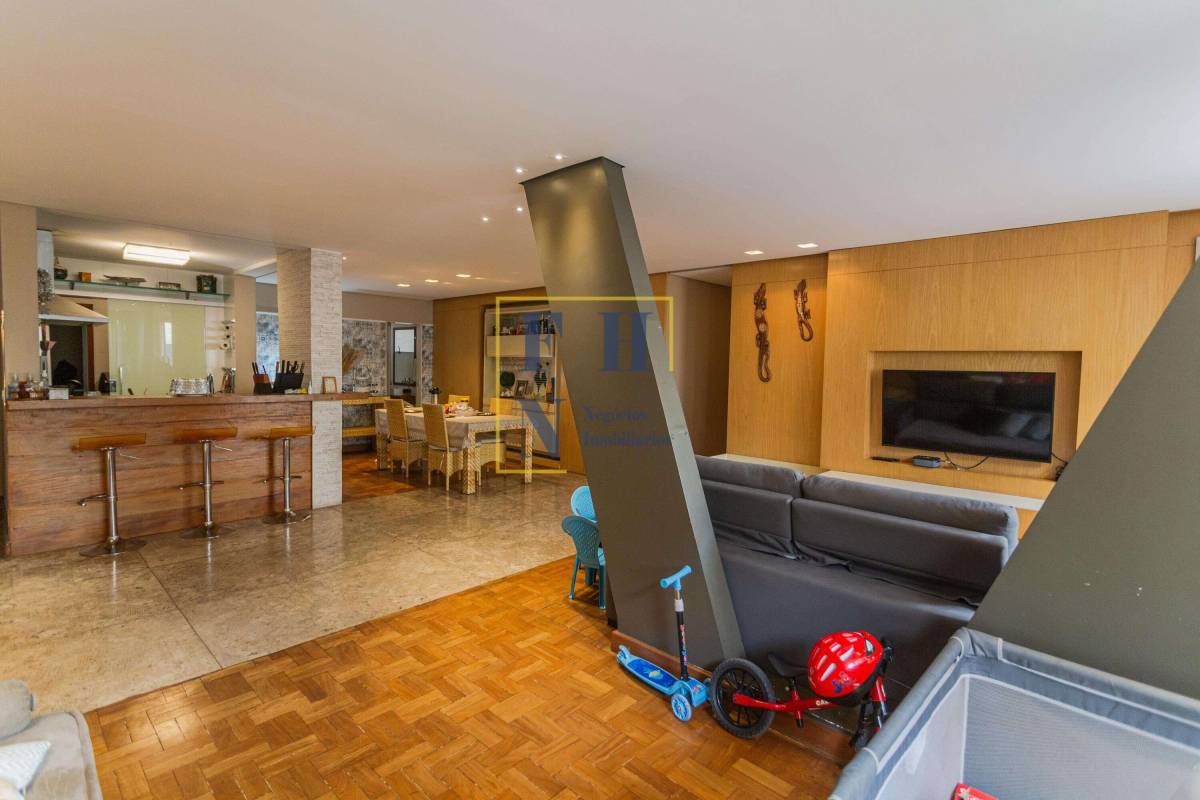  - Apartamento 3 Quartos à Venda no Lourdes em Belo Horizonte