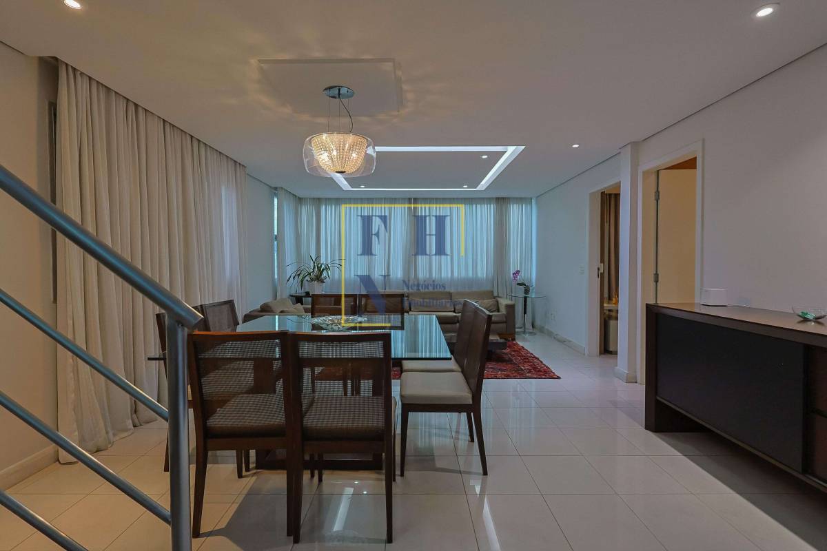 Apartamento à venda com 4 quartos, 355m² - Nova Floresta,