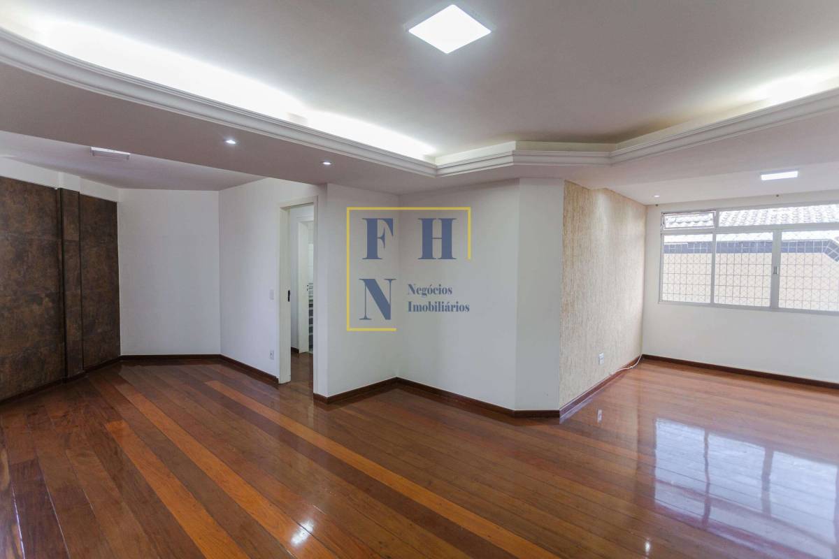 Apartamento à venda com 3 quartos, 220m² - Palmares,