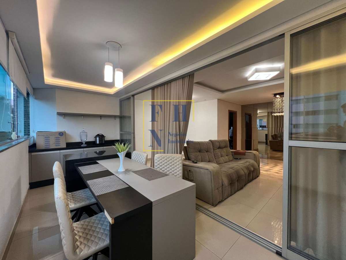Apartamento 4 Quartos à Venda na Pampulha em Belo Horizonte