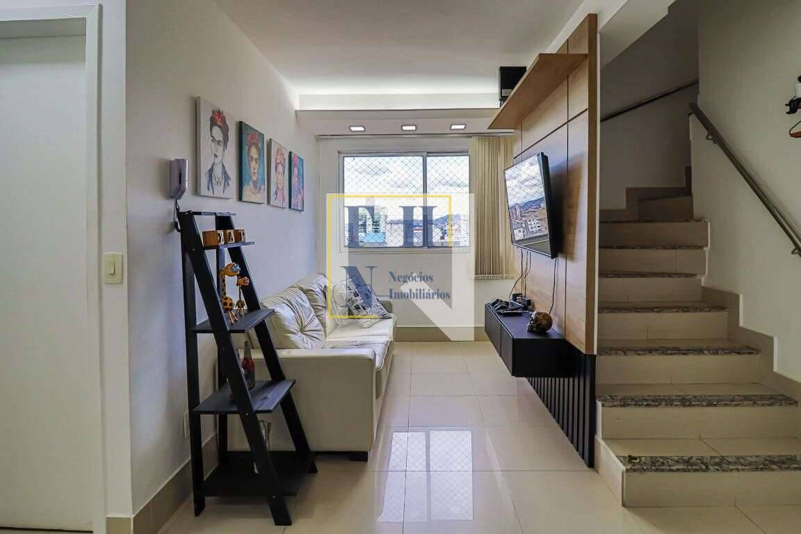 Apartamento à venda com 3 quartos, 131m² - Sagrada Família,