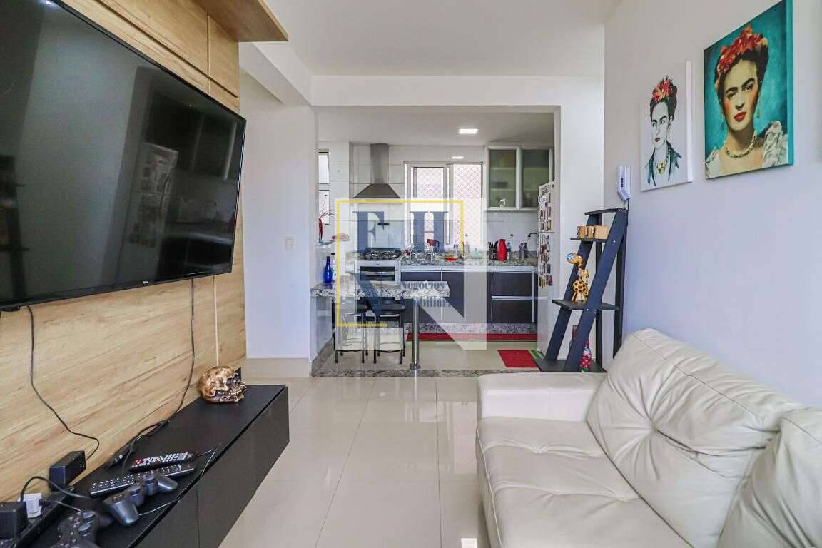 Apartamento à venda com 3 quartos, 131m² - Sagrada Família,