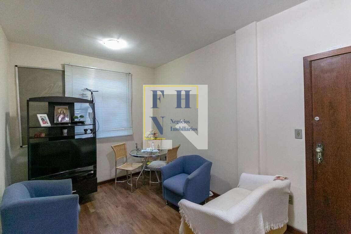 Apartamento à venda com 2 quartos, 60m² - Sagrada Família,