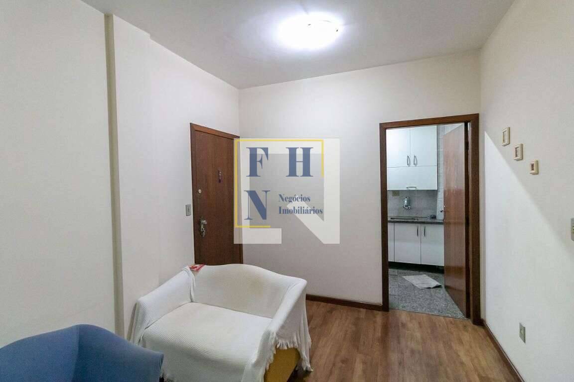 Apartamento à venda com 2 quartos, 60m² - Sagrada Família,