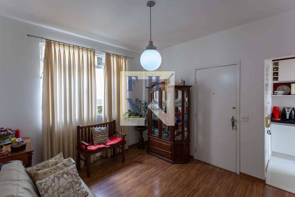 Apartamento à venda com 2 quartos, 80m² - Sagrada Família,