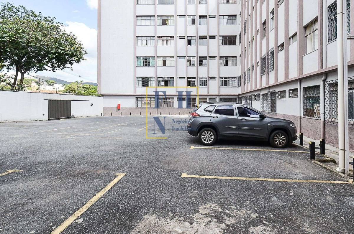 Apartamento à venda com 2 quartos, 62m² - Sagrada Família,