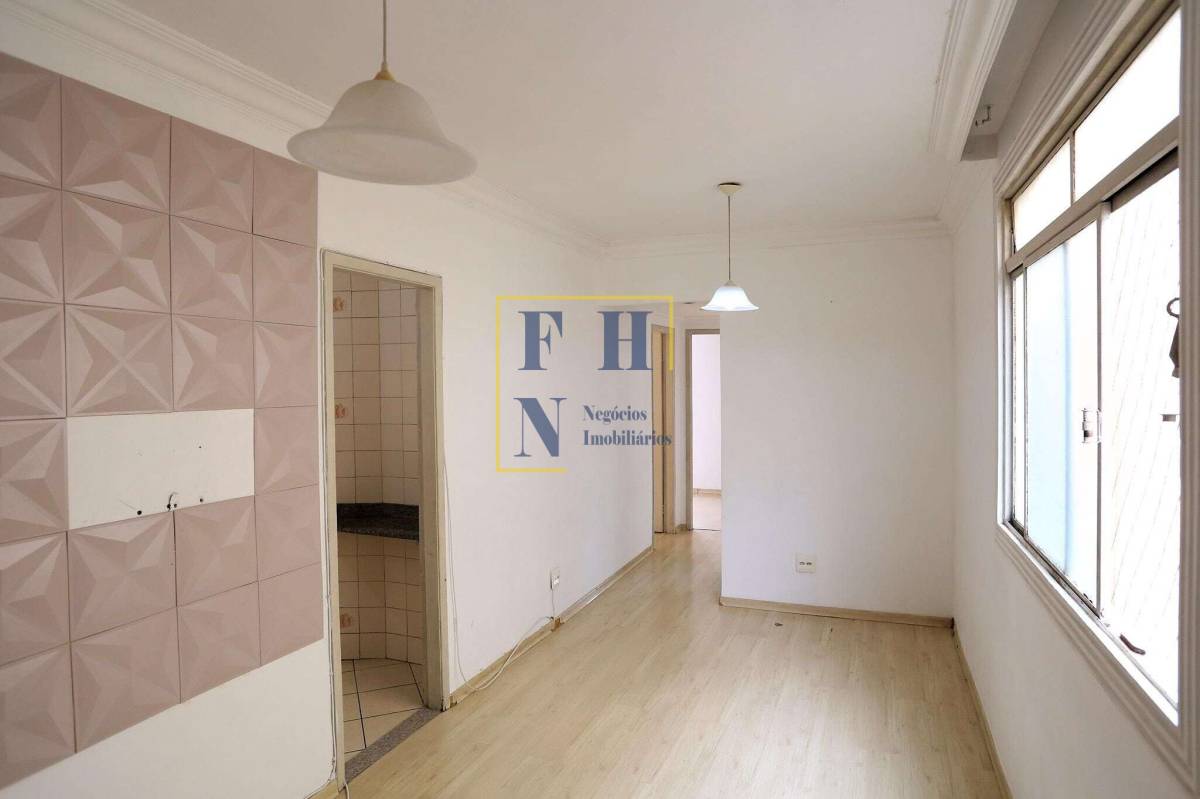 Apartamento à venda com 3 quartos, 57m² - Sagrada Família,