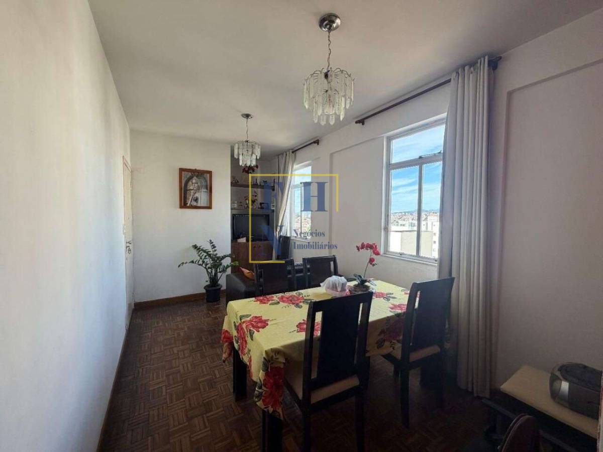 Apartamento à venda com 2 quartos, 57m² - Sagrada Família,