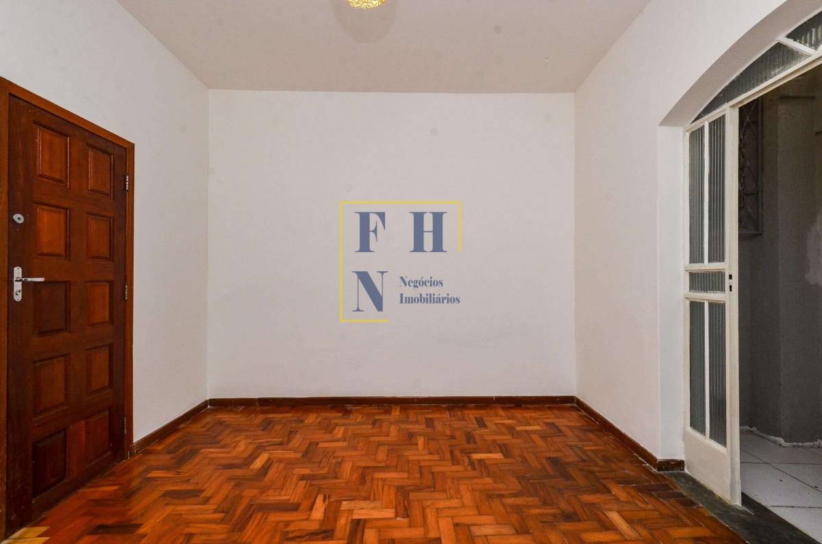 Apartamento à venda com 2 quartos, 61m² - Sagrada Família,