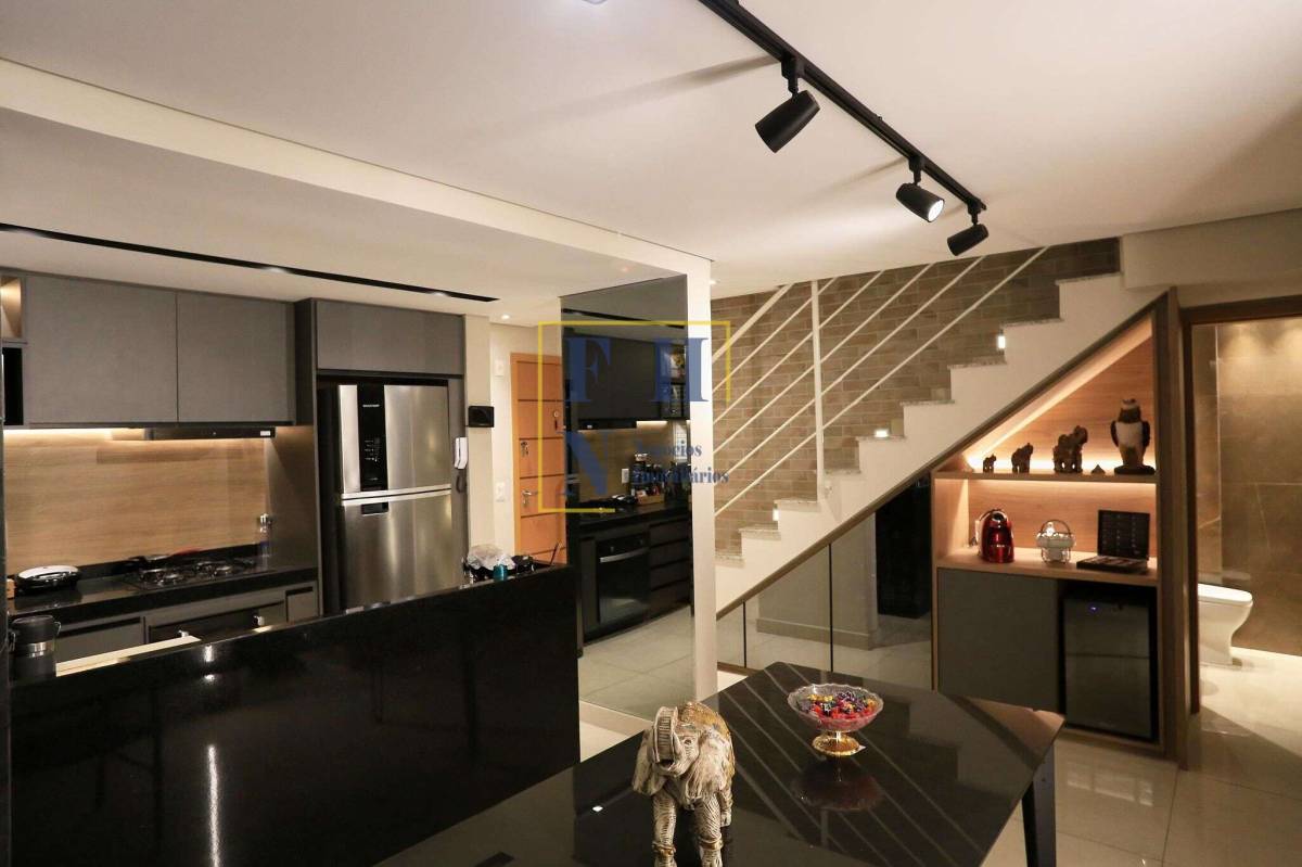 Apartamento à venda com 3 quartos, 150m² - Sagrada Família,