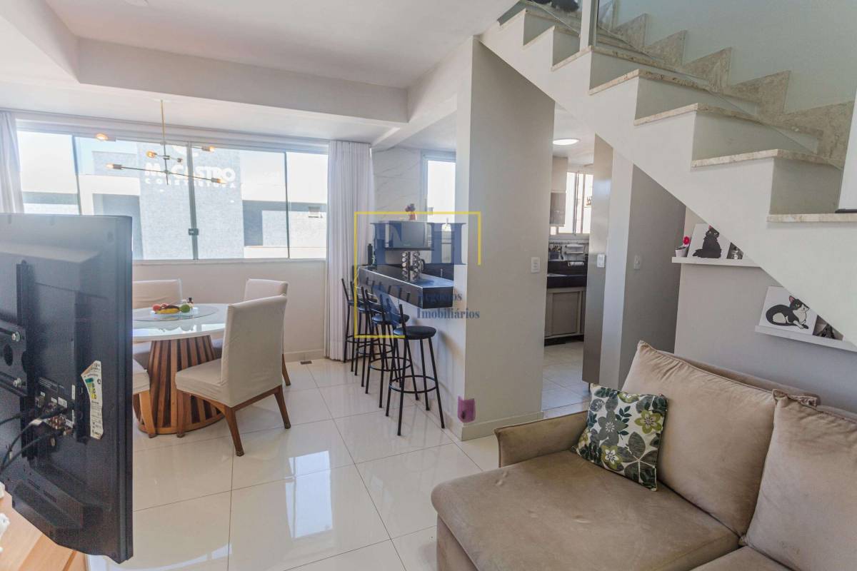 Apartamento à venda com 2 quartos, 176m² - Sagrada Família,