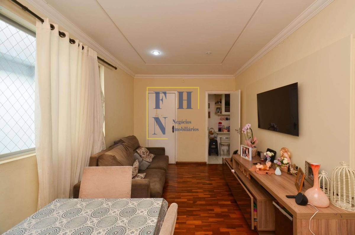 Apartamento à venda com 3 quartos, 75m² - Sagrada Família,