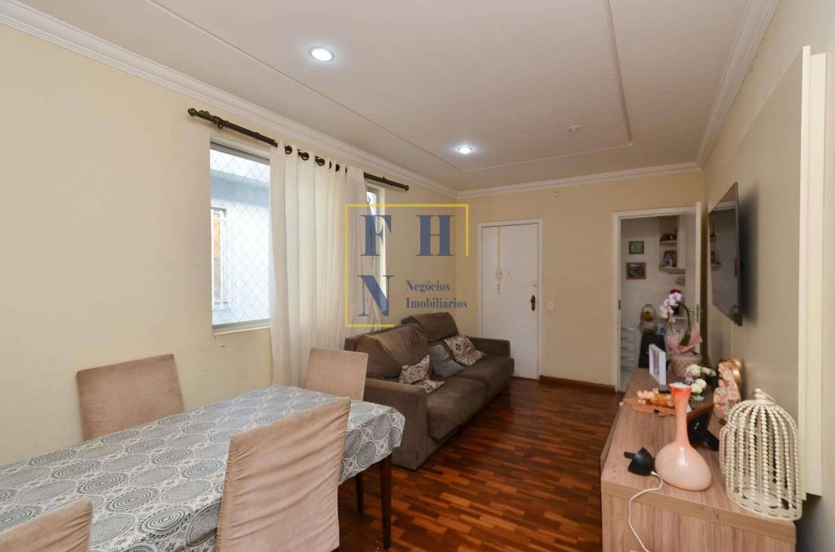 Apartamento à venda com 3 quartos, 75m² - Sagrada Família,