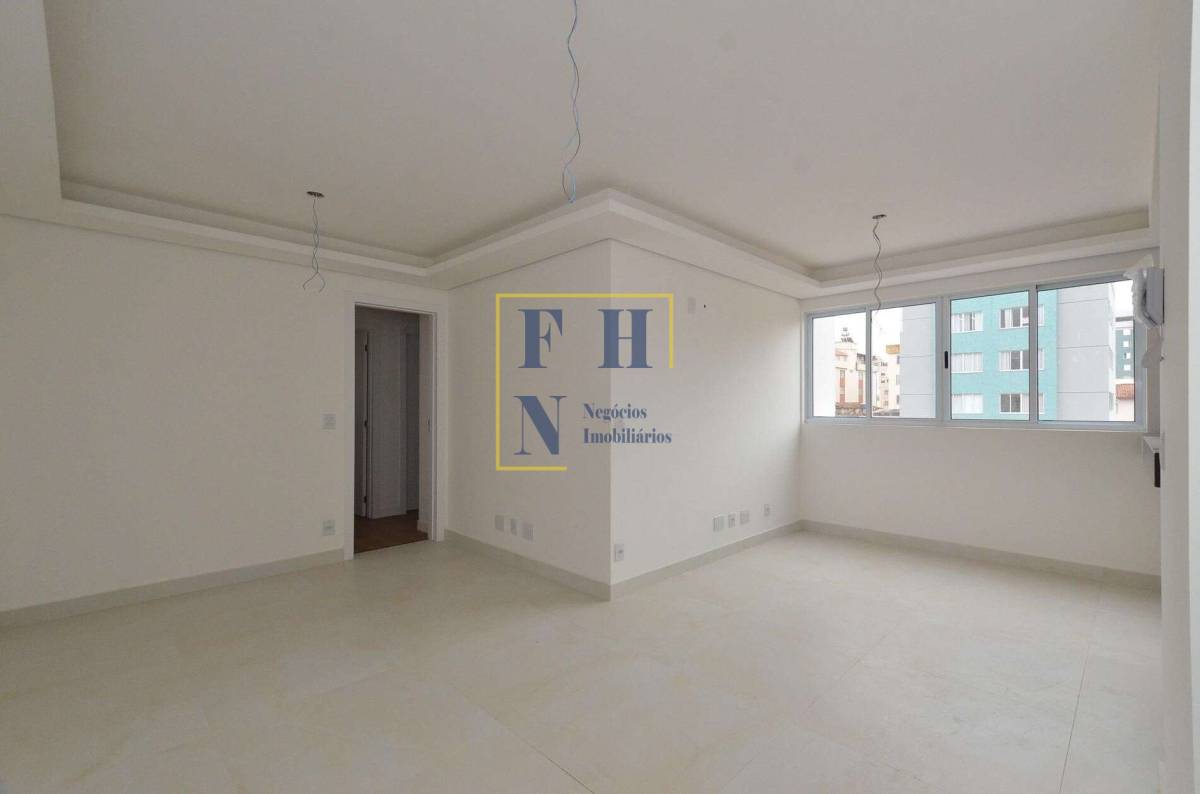 Apartamento à venda com 3 quartos, 154m² - Sagrada Família,