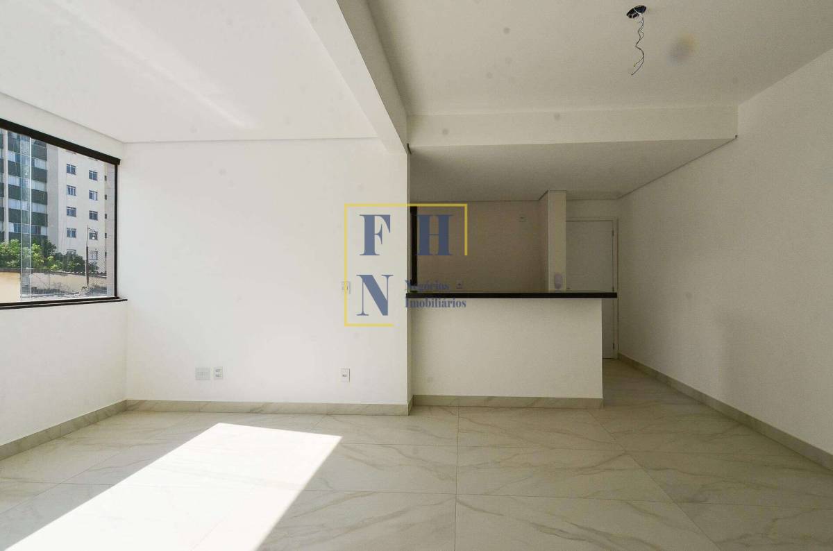Apartamento à venda com 3 quartos, 90m² - Sagrada Família,