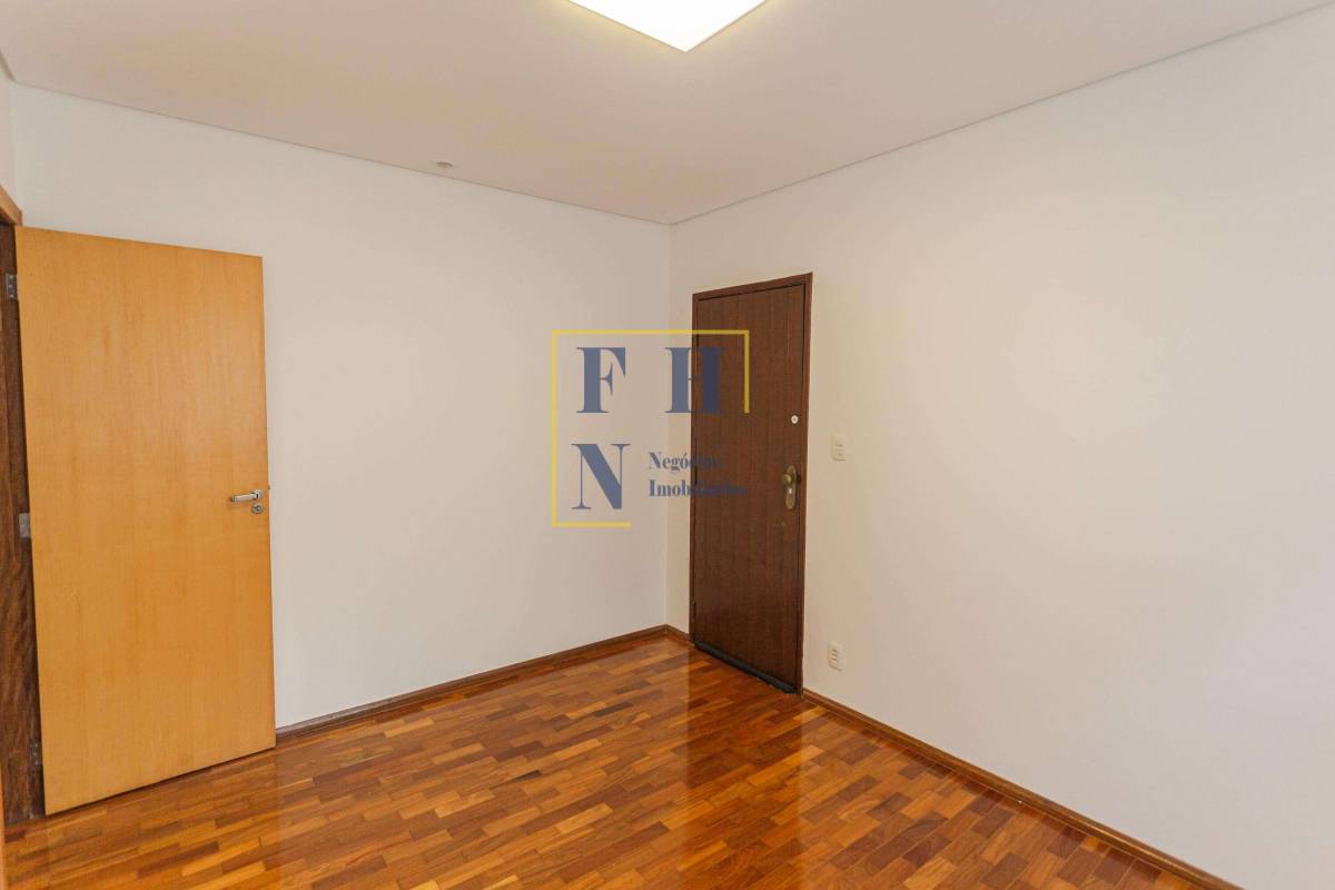  - Apartamento 3 Quartos à Venda na Sagrada Família em Belo Horizonte